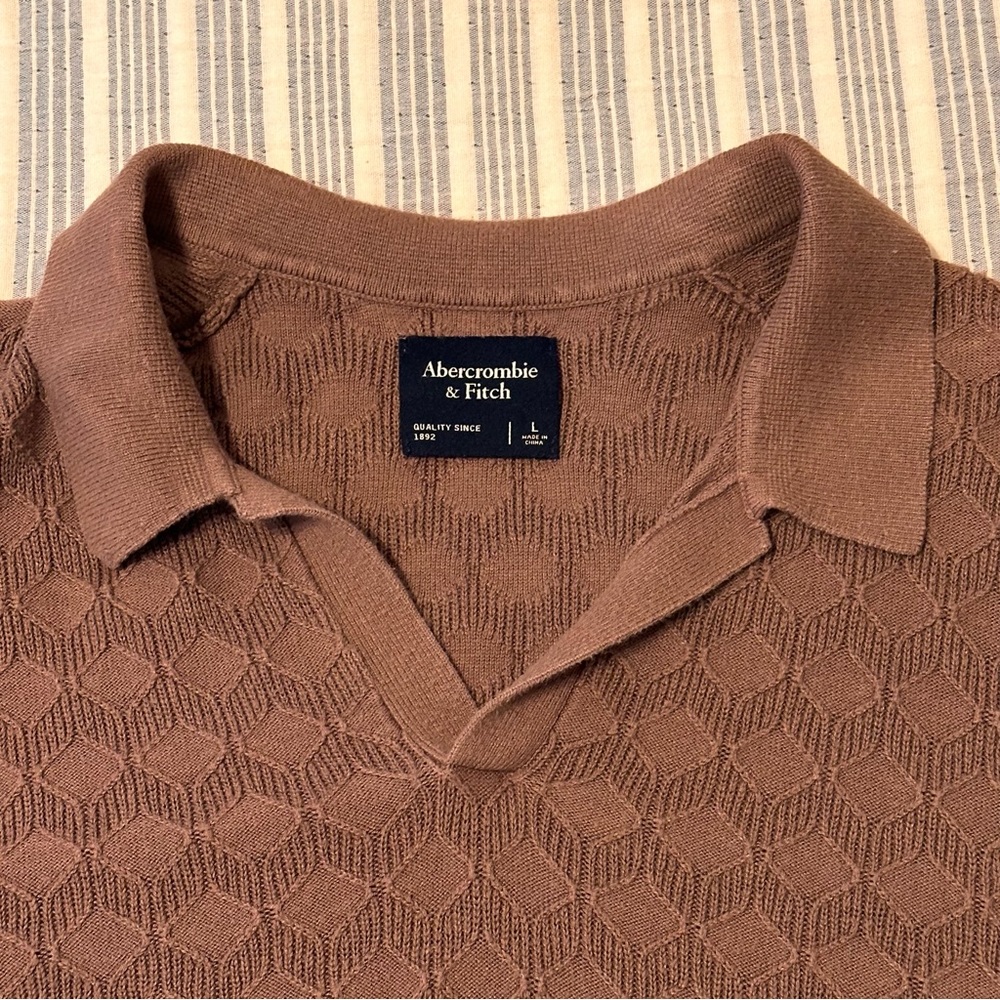 A&F knit polo